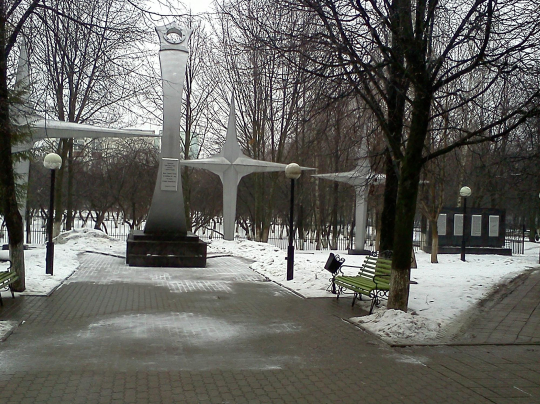 Titov Statue-Krasnoznamensk必去景点