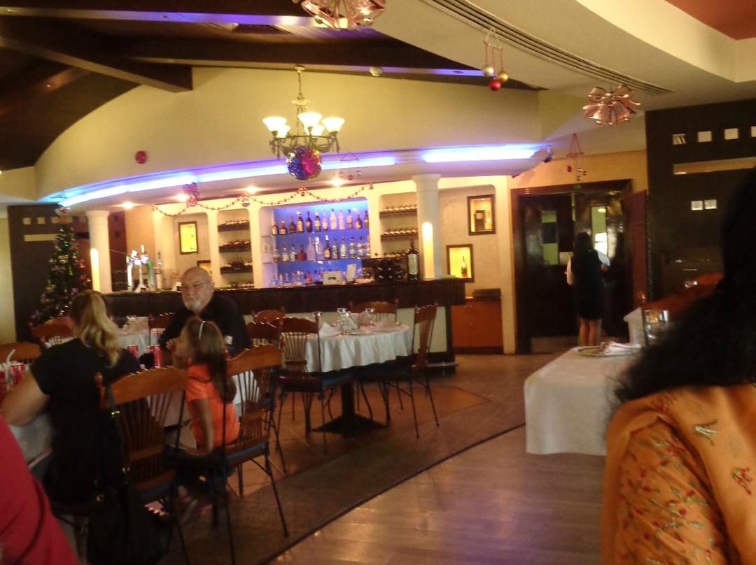 乌姆盖万餐馆和美食-Backwaters