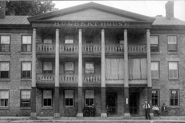 Hulbert House-客卧
