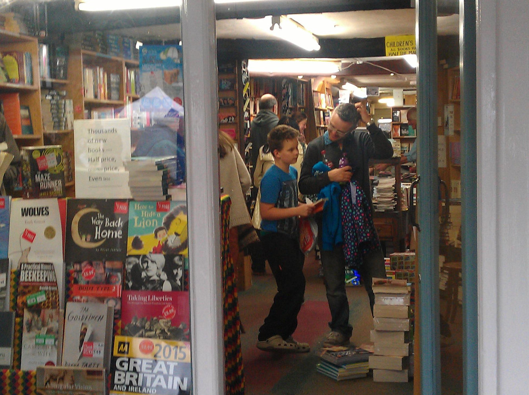 Harlequin Books-托特尼斯必去景点