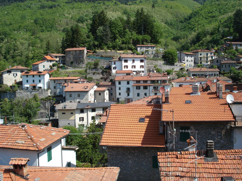 Chiazzano酒店住宿-Albergo Franceschi Hotel