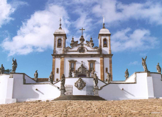 Guimaraes Tour-贝洛哈里桑塔必去景点