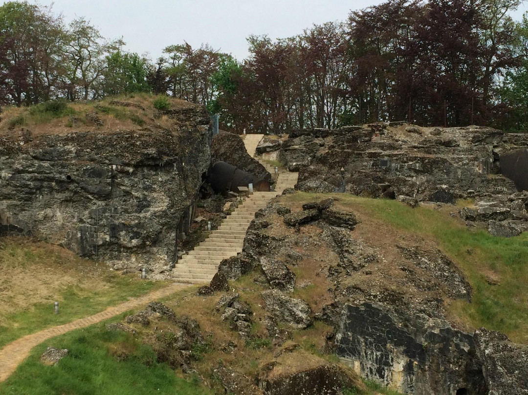 Fort de Loncin景点图片
