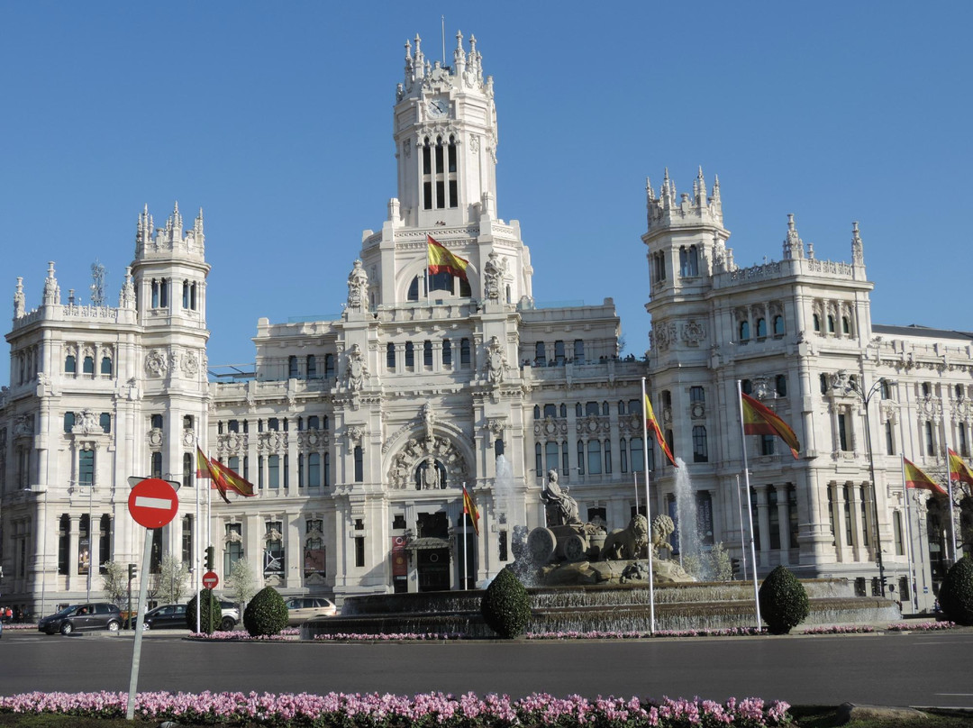 大地女神喷泉-马德里必去景点