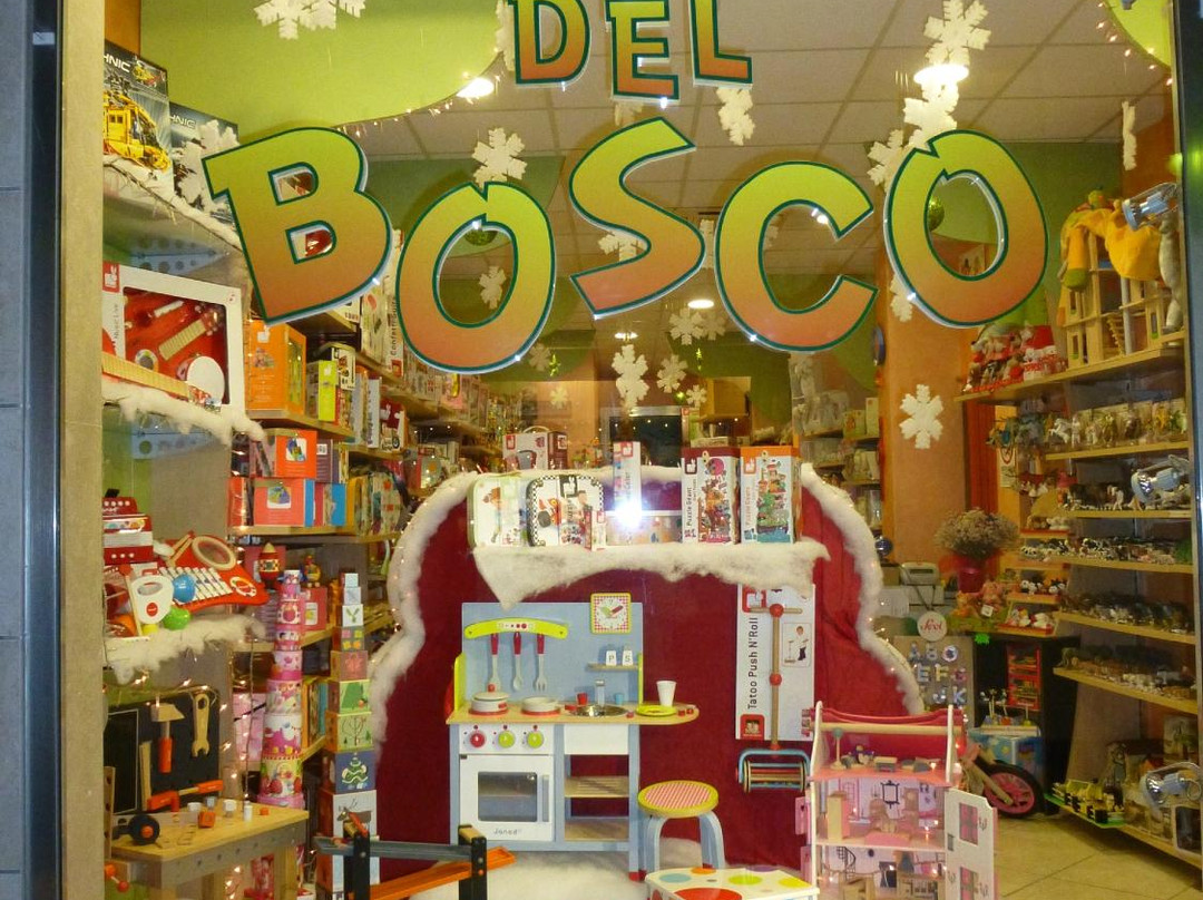 La Gang del Bosco-耶索洛必去景点