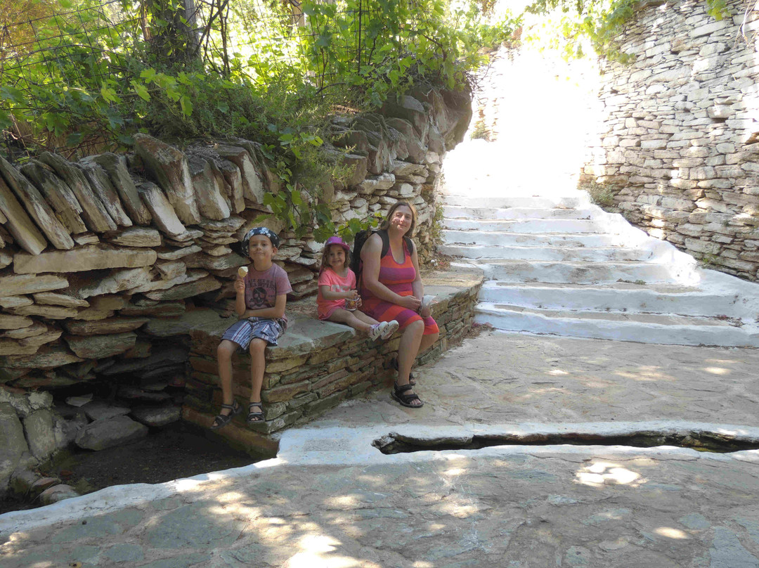 Village Path-Batsi必去景点