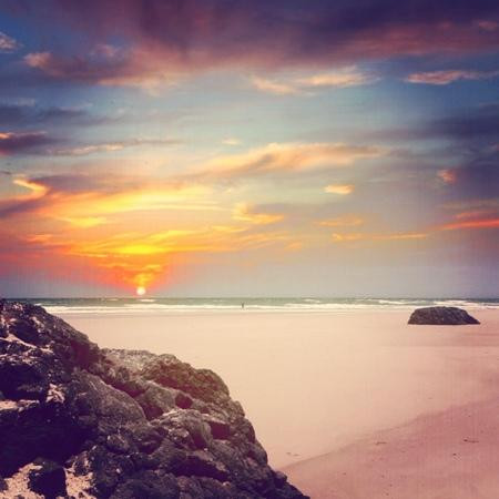 季拉海滩-库伦加塔必去景点