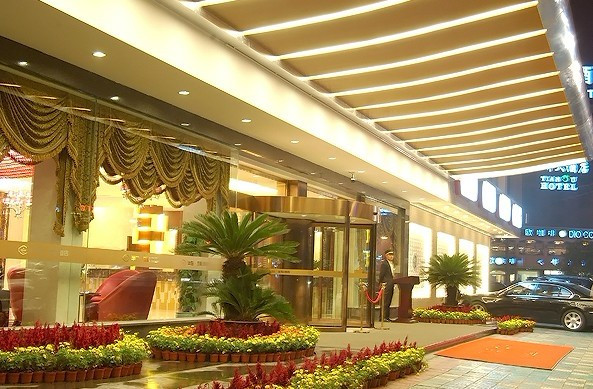 半岛星际酒店主图