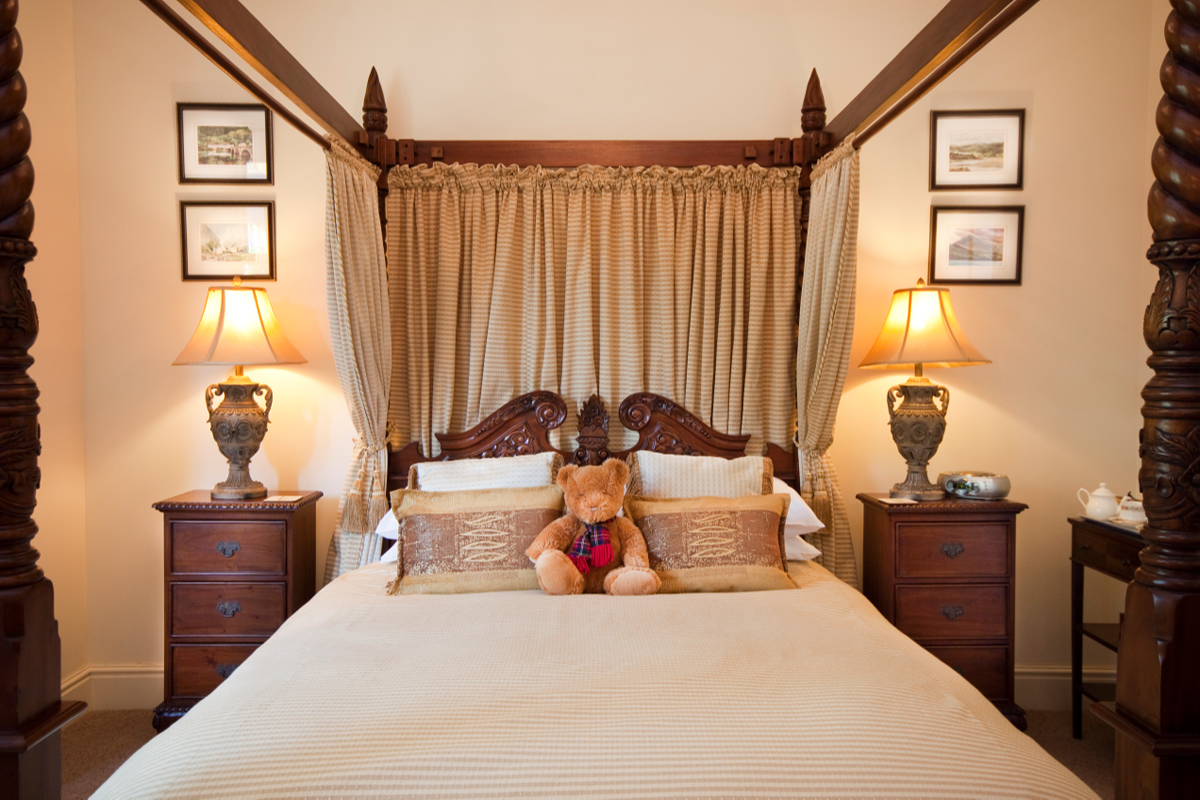 Ellingham House-官方