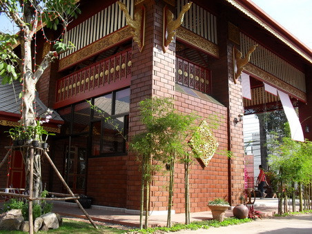 Tha Sai Luat酒店住宿-伊拉瓦迪度假酒店