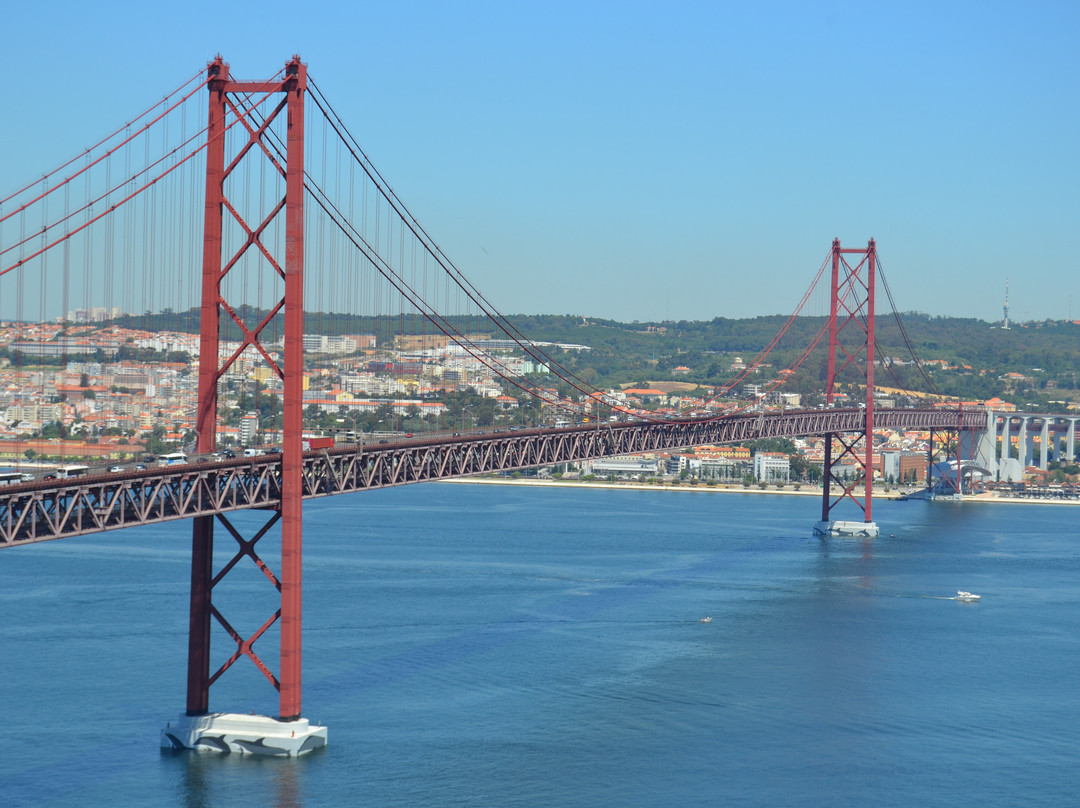 Ponte 25 de Abril-里斯本必去景点