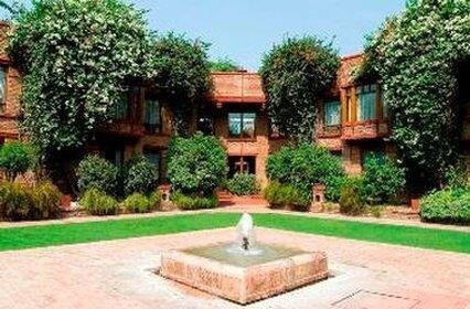 费萨拉巴德塞雷纳酒店主图