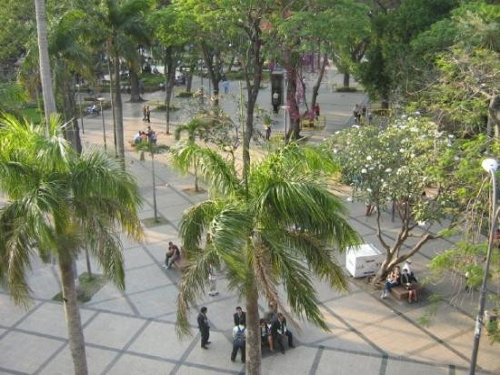 9 月24 日广场-圣克鲁斯省必去景点