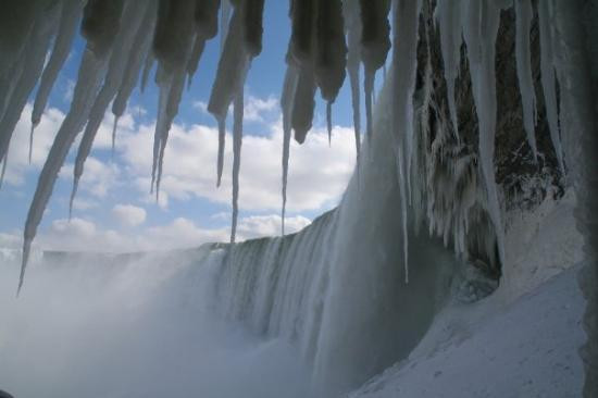 Journey Behind the Falls-尼亚加拉大瀑布必去景点