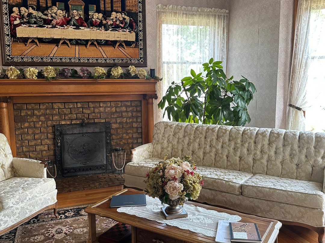 Chesaning Stone House主图