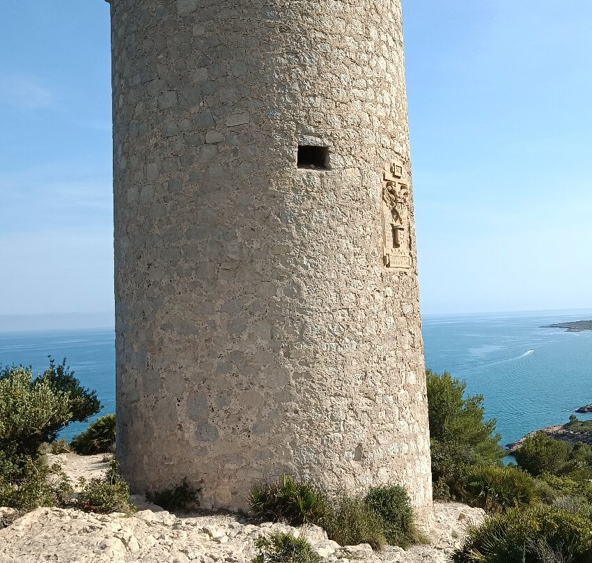 Torre Badúm景点图片