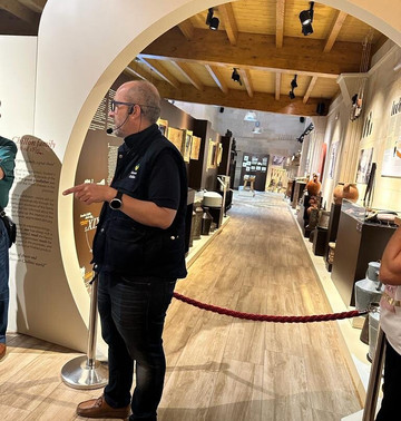 Queserías Chillón Plaza - Museo del Queso Chillón-Toro必去景点