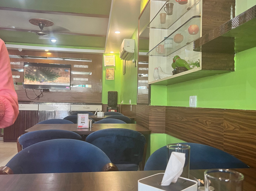Vinayak Hotel Pvt Ltd主图