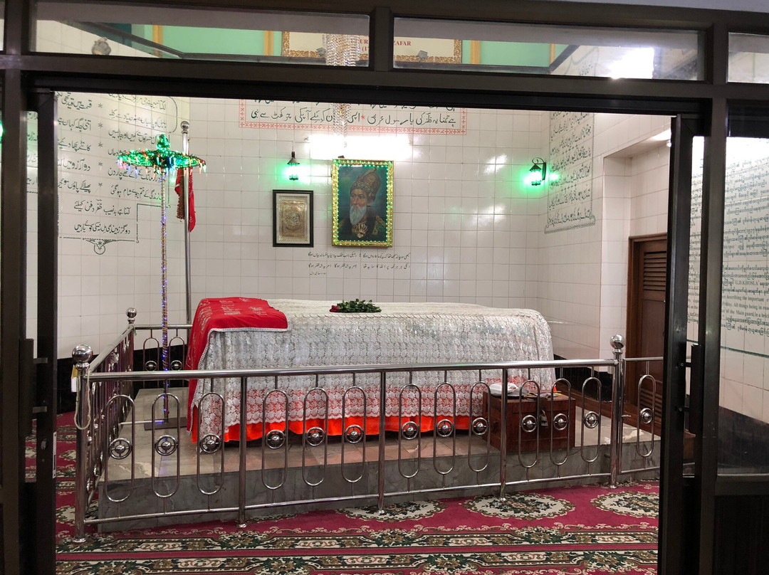 Tomb of Bahadur Shah Zafar-仰光必去景点