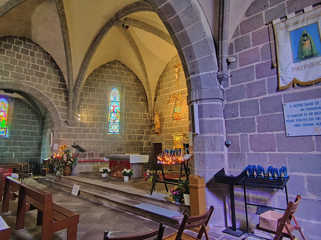 Chapelle Notre-Dame de Vassivière-Besse-et-Saint-Anastaise必去景点