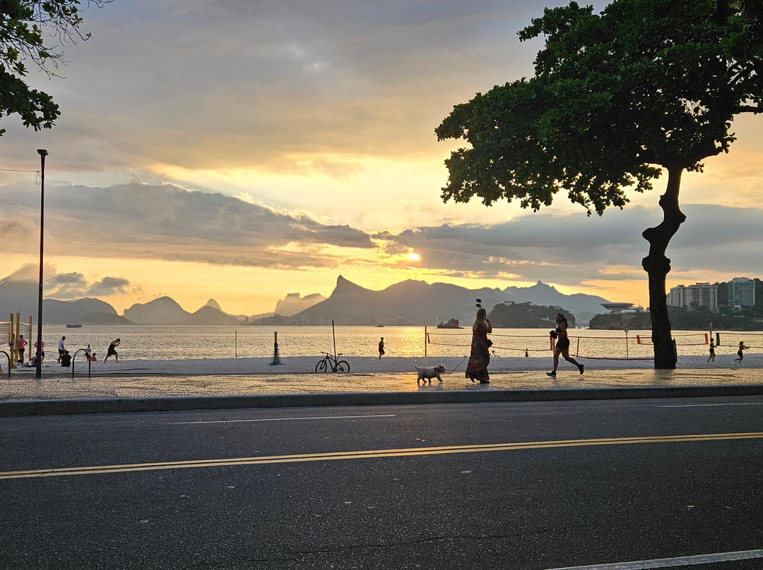 Praia de Icaraí-尼泰罗伊必去景点