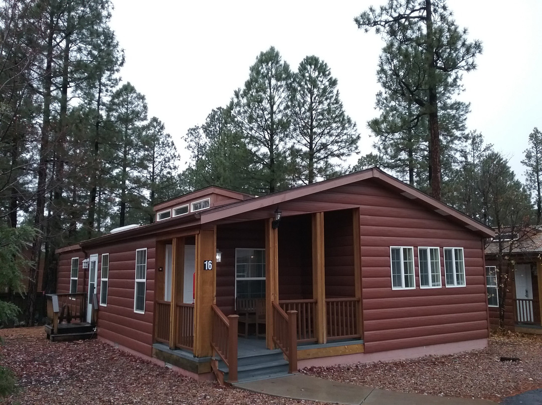 PVC At The Roundhouse Resort主图