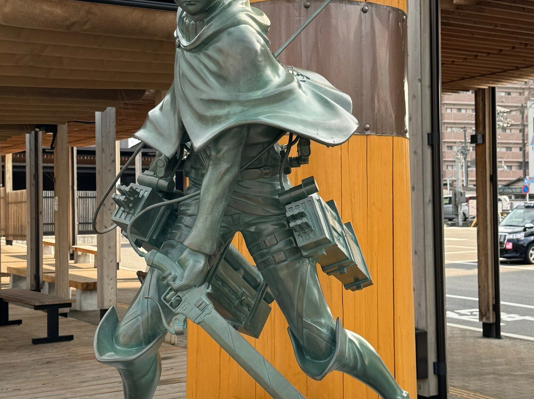 Attack on Titan The Bronze Statue of Captain Levi-日田市必去景点