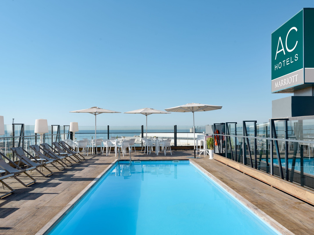 万豪阿利坎特交流酒店主图