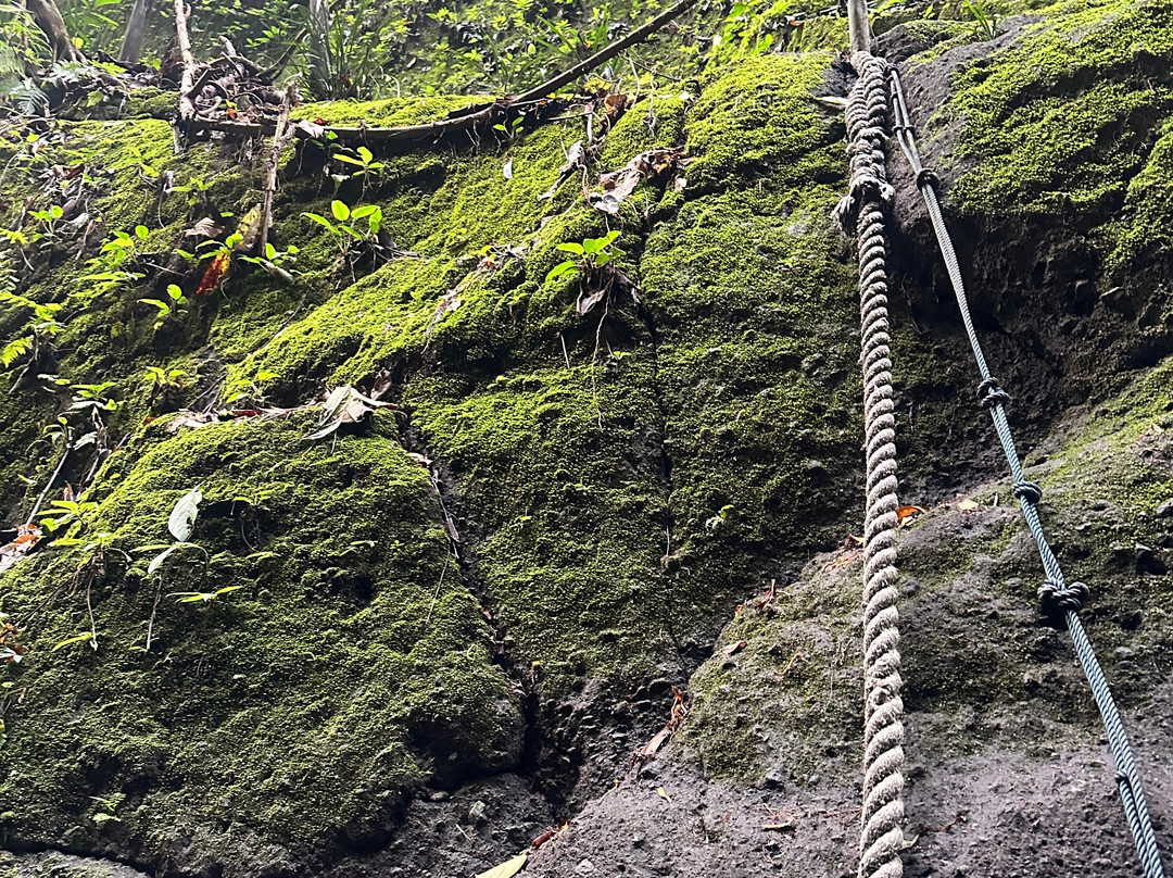 Aan Secret Waterfall-Banjarangkan必去景点