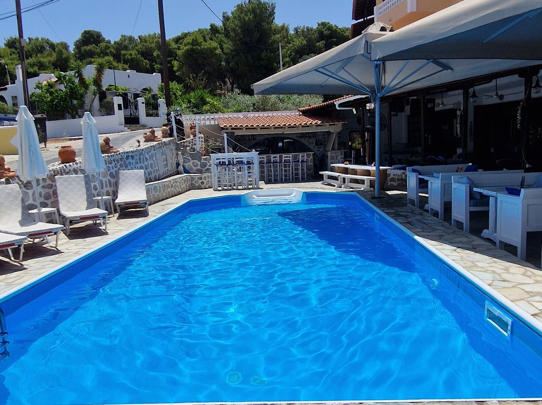 瓦萨洛拉斯酒店主图