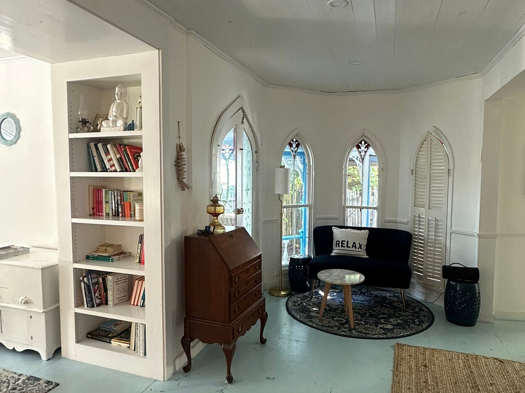 Narragansett House主图