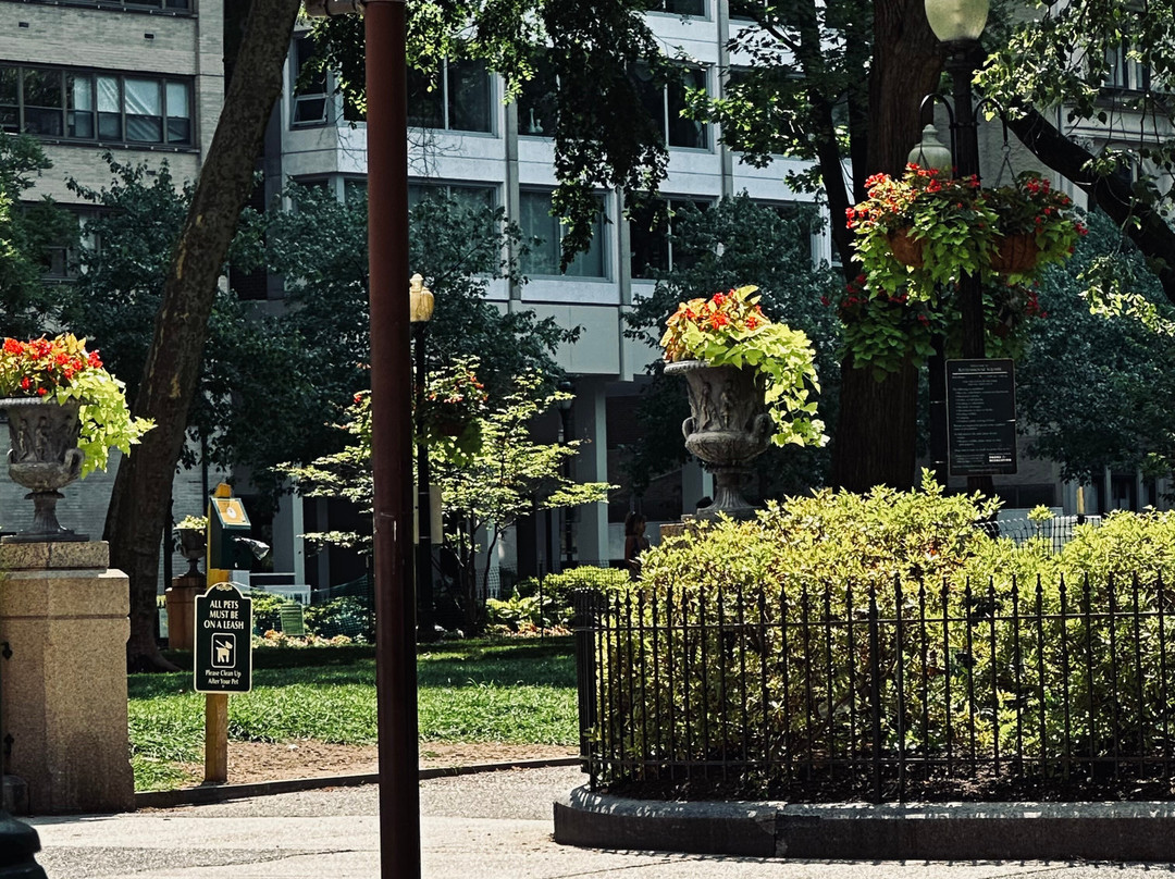 里滕豪斯酒店主图