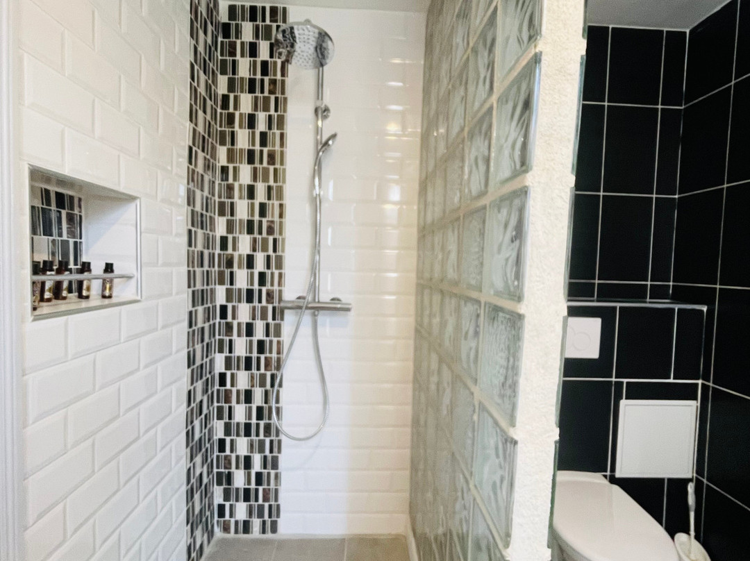 Chateau Lacaze Hotel Restaurant主图