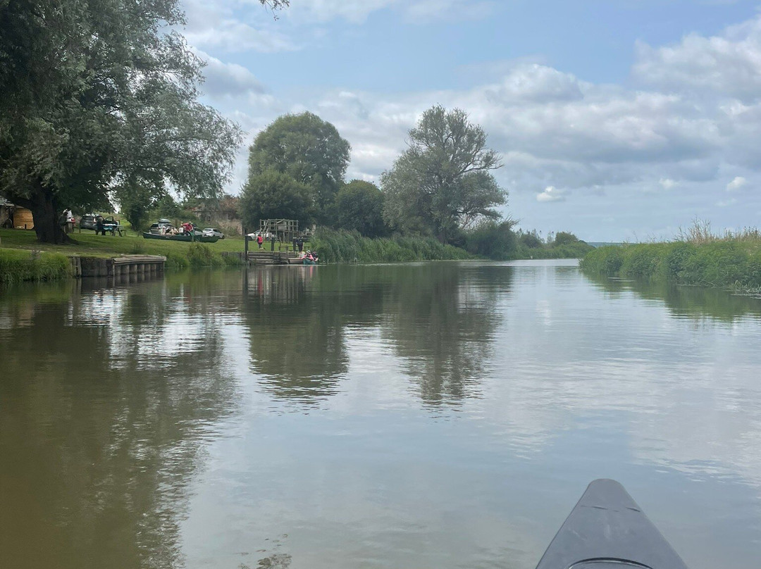 Longueram Canoë-Picauville必去景点