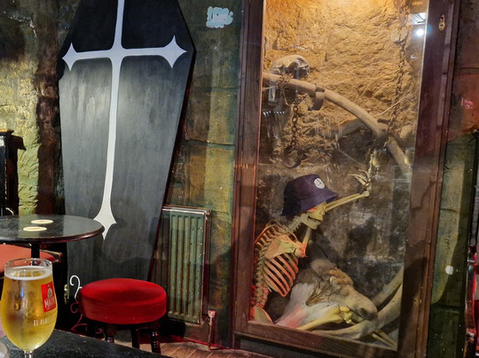 Creepy Wee Pub-丹弗姆林必去景点