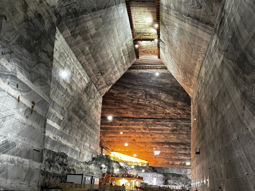 Unirea Salt Mine景点图片