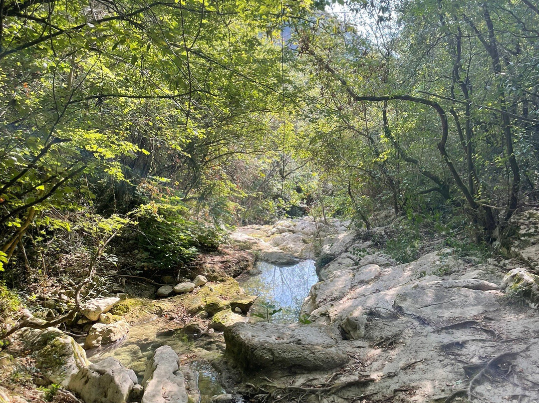 Sentonina staza waterfa-拉巴克必去景点