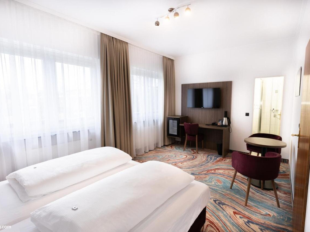 Firzlaff's Hotel主图