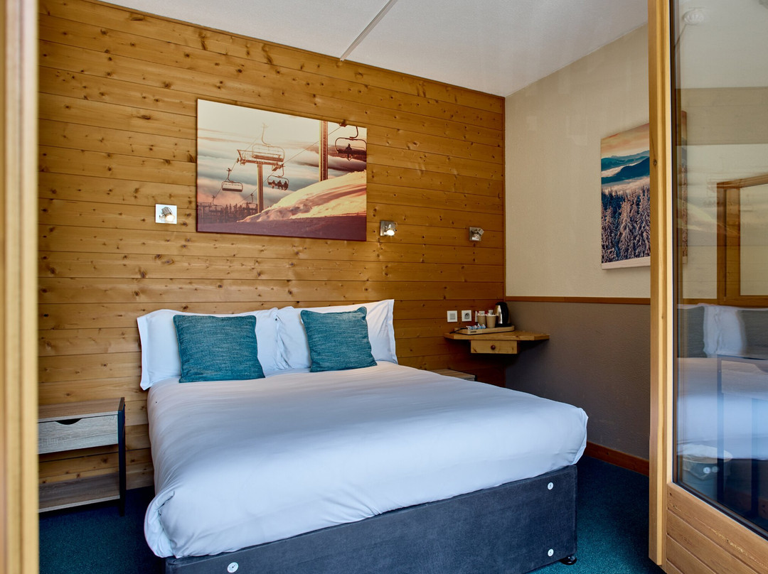 Hotel Les Grangettes主图