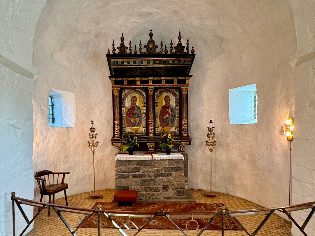 Osterlars Rundkirke-Gudhjem必去景点