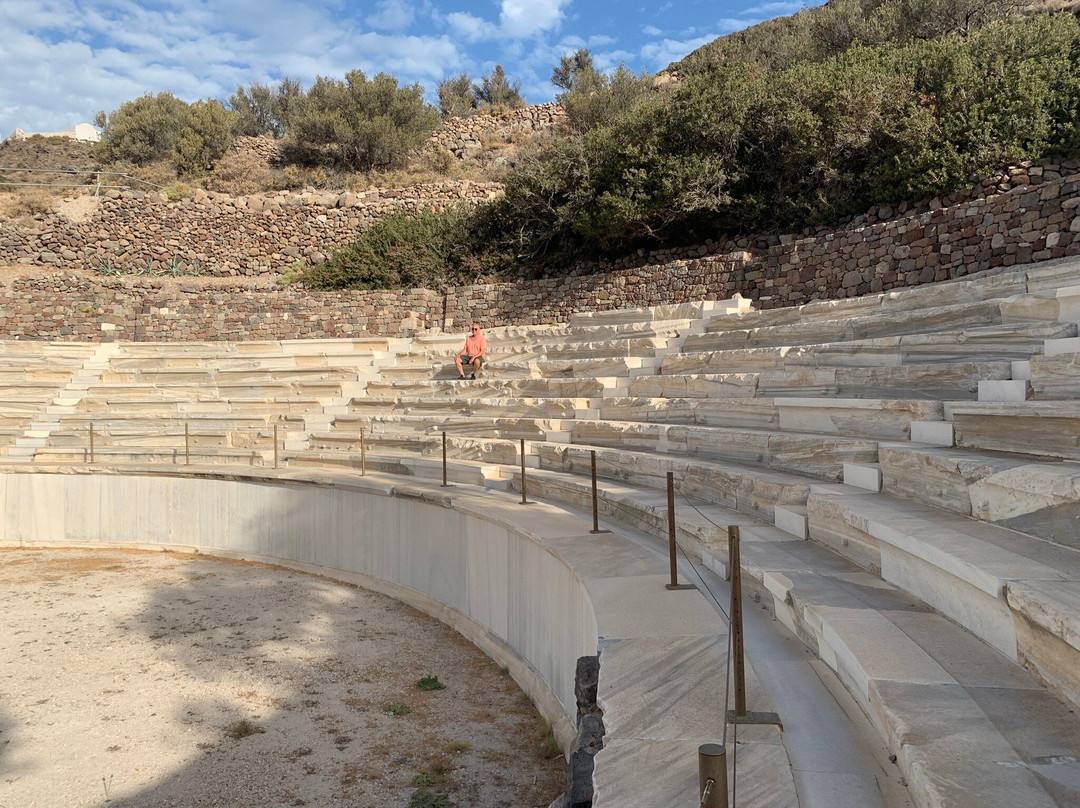 Ancient Roman Theatre - Milos-Tripiti必去景点