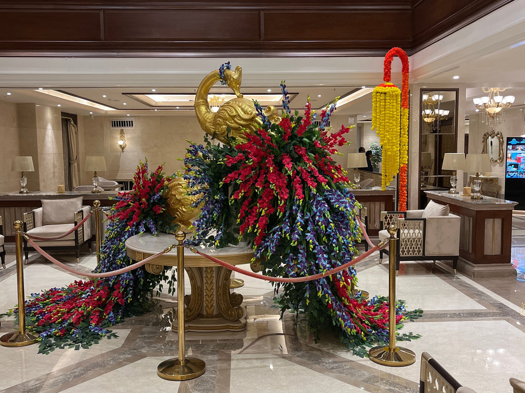 The Grand Nirvana Hotel and Resort主图