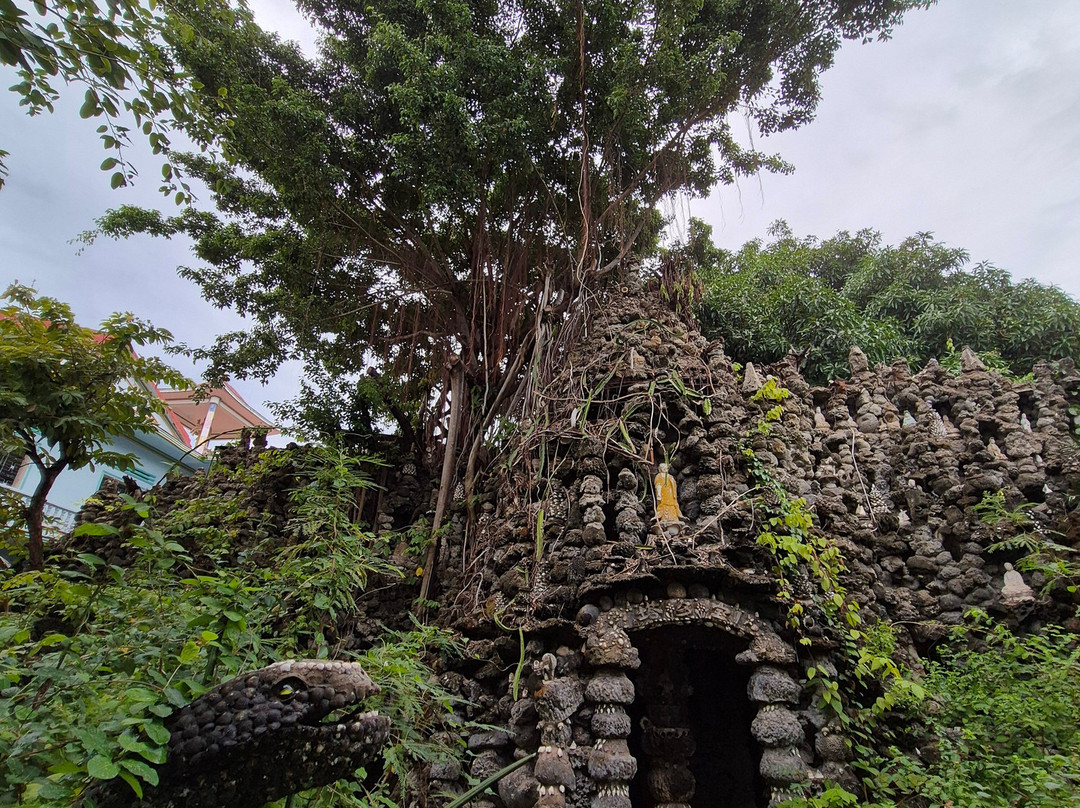 Tu Van Pagoda-Cam Ranh必去景点