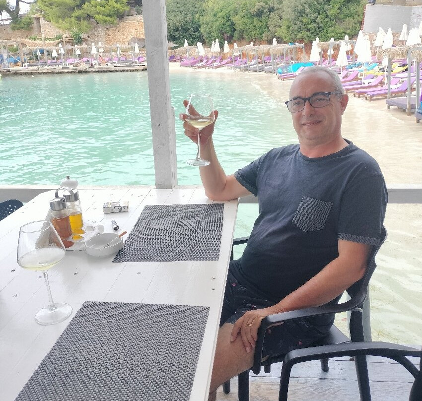 Black pearl ksamil-Ksamil必去景点