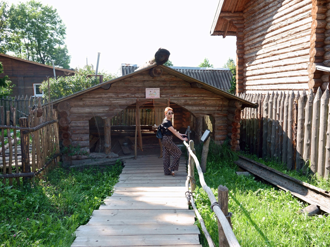 Museum Manor Medieval Rushanina景点图片