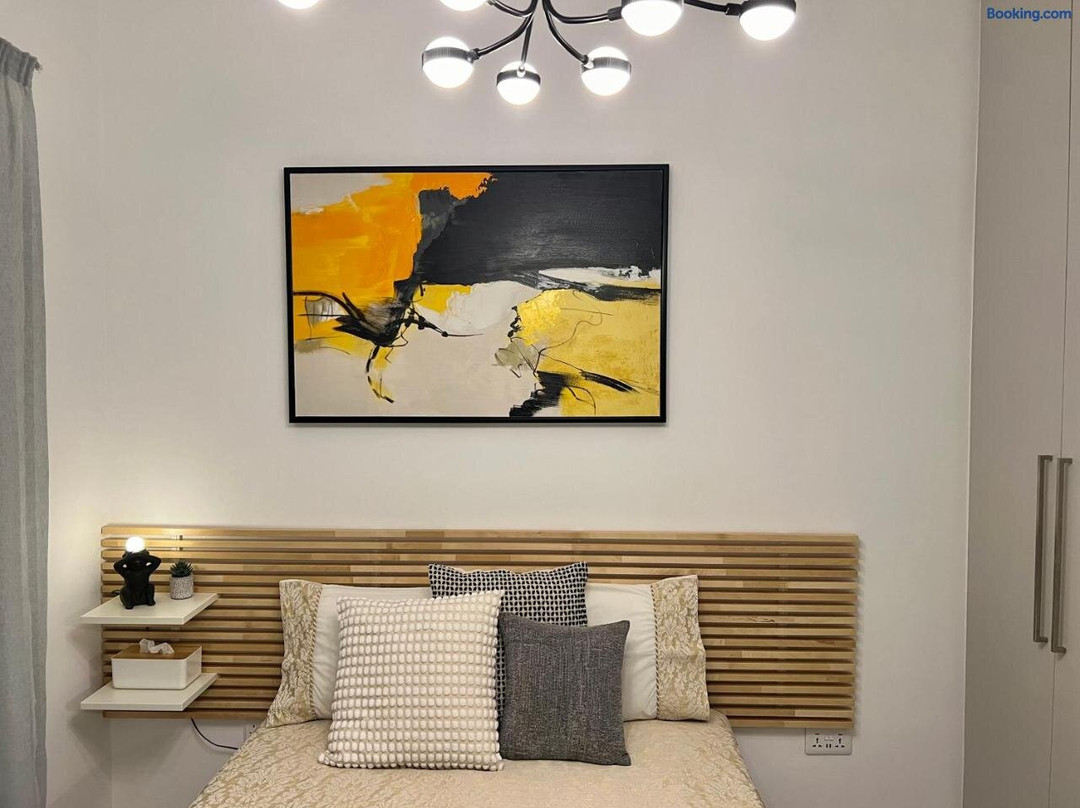 FatCow Seaside Suites
