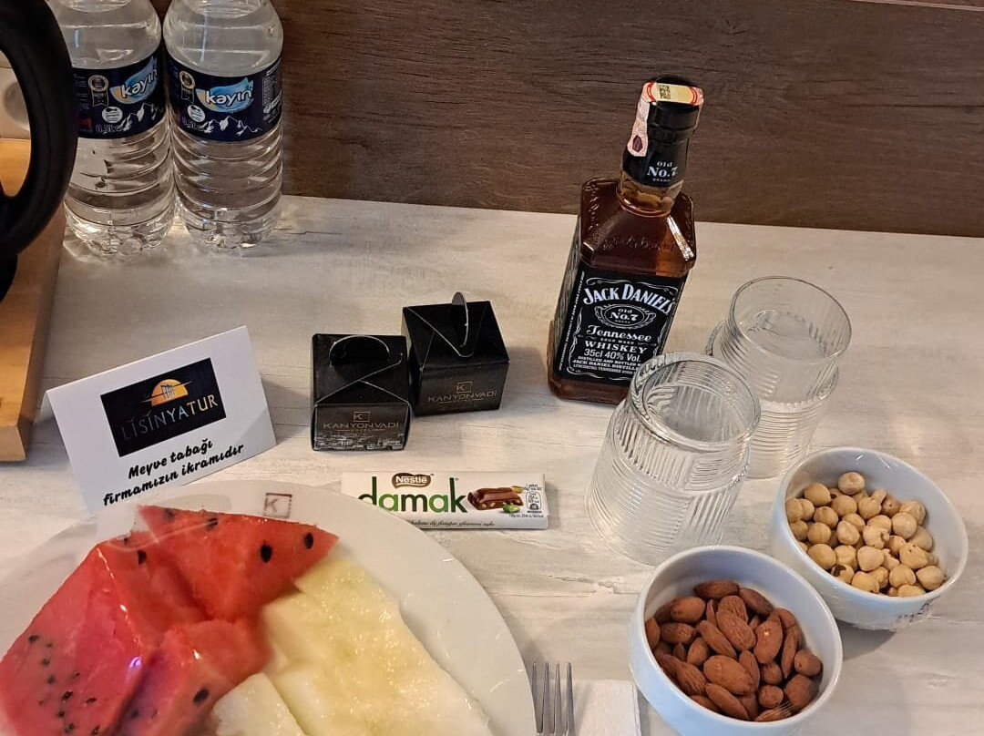 Kanyonvadi Hotel主图