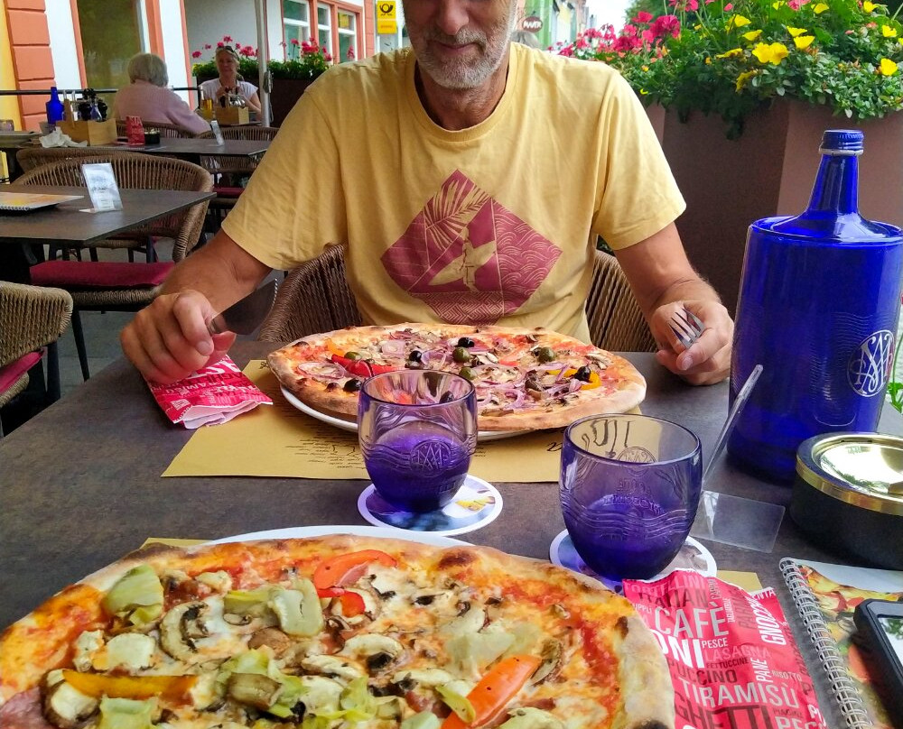 Pizza In Piazza