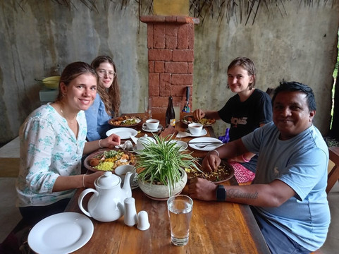 Ceylon Fun Tours-卡图纳耶克必去景点