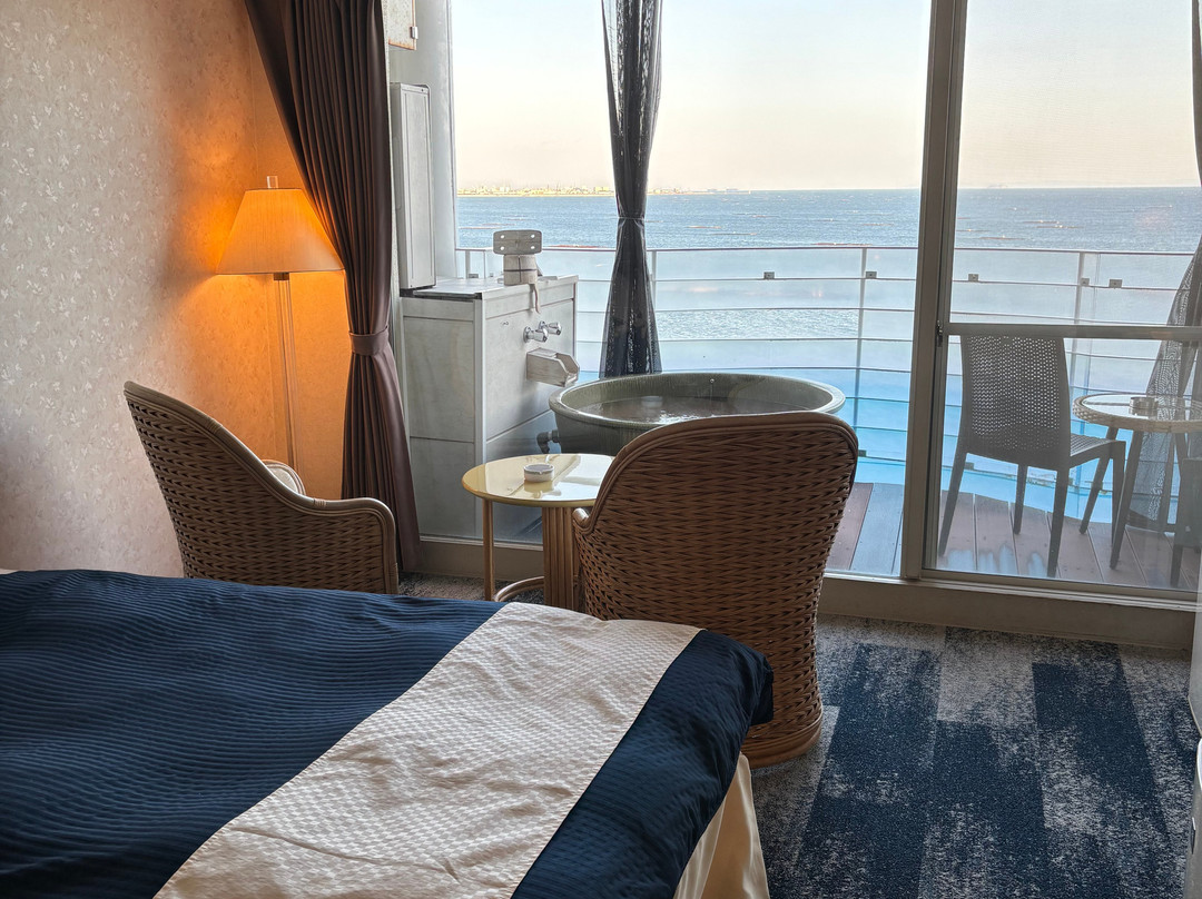 Livemax Resort Setouchi Seafront主图